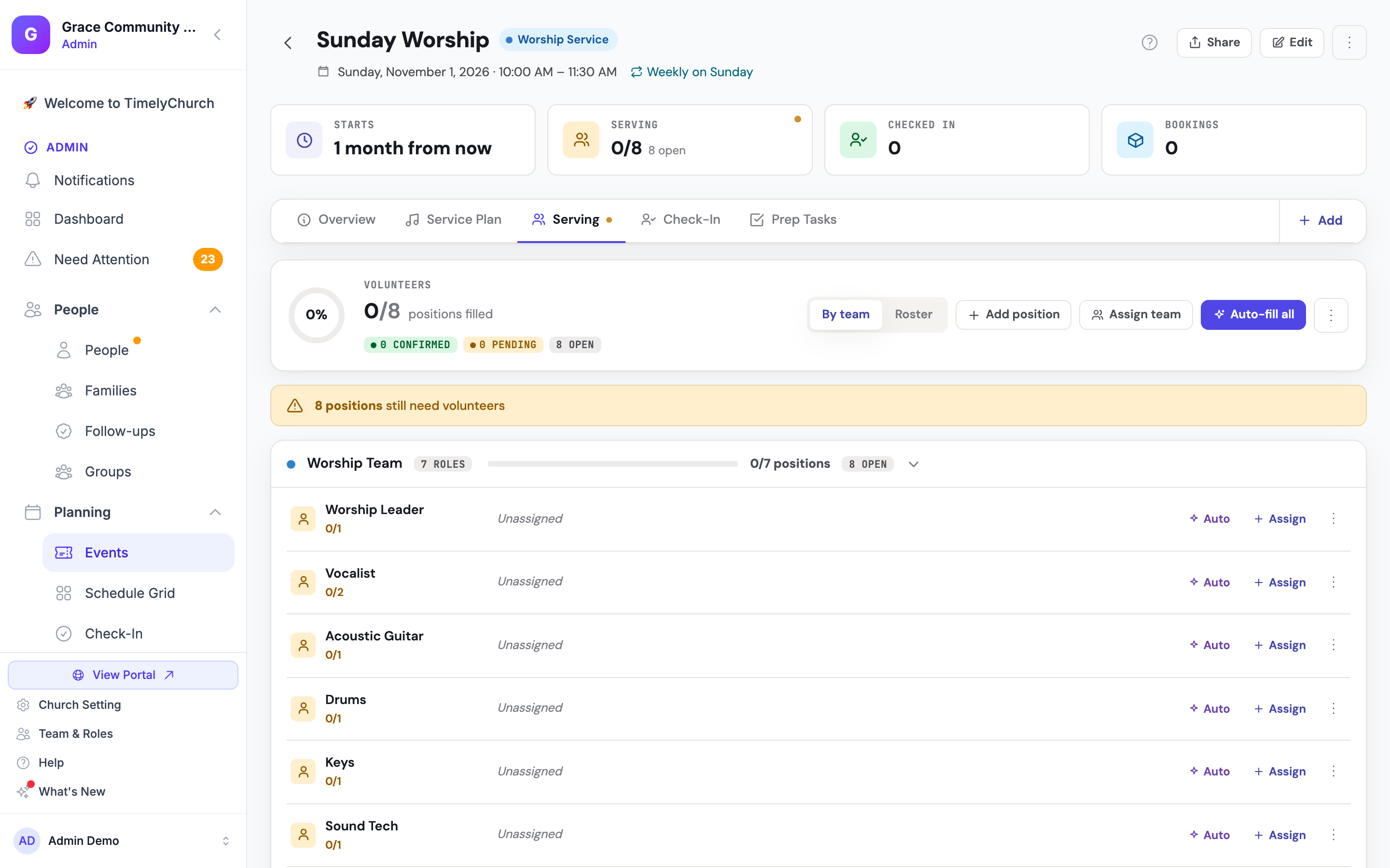 La pestaña Servicio de un próximo evento Sunday Worship con las posiciones del Equipo de adoración de la plantilla, cada una con su recuento de cubiertas y necesarias y los botones Automático y Asignar